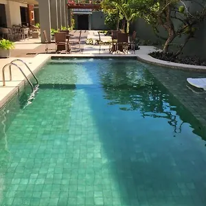 Costa Marina Inn
